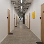 Air Apartment 112